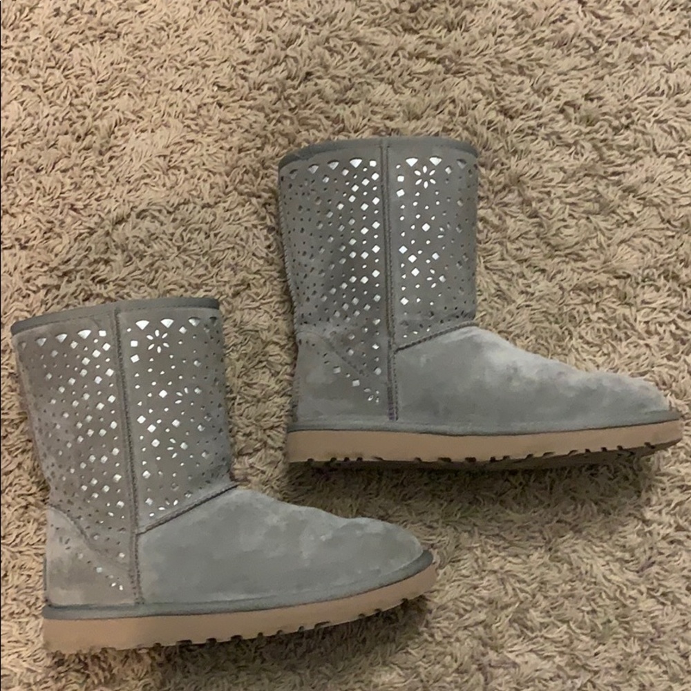 EUC UGGS WITH PERORATED DESIGN